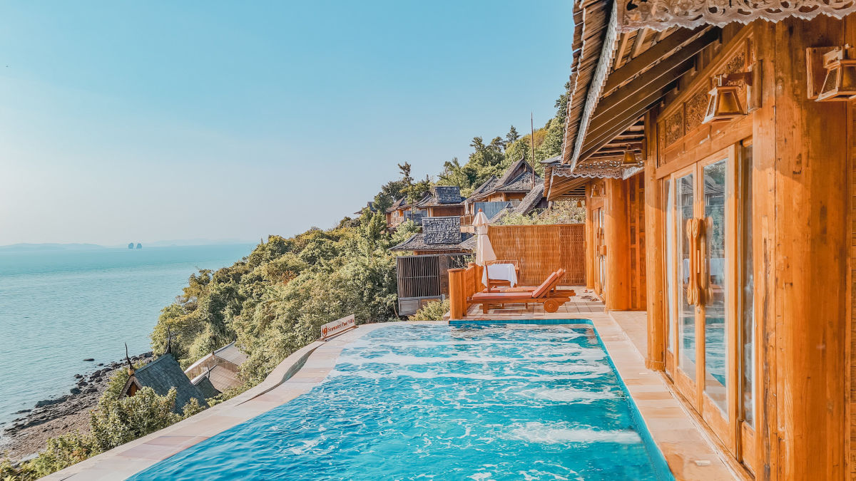 Seawater Pool Villa Plus