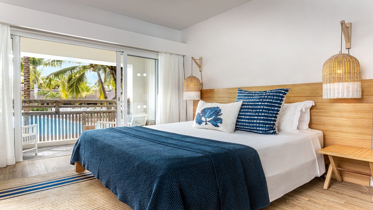 Medencére néző szoba