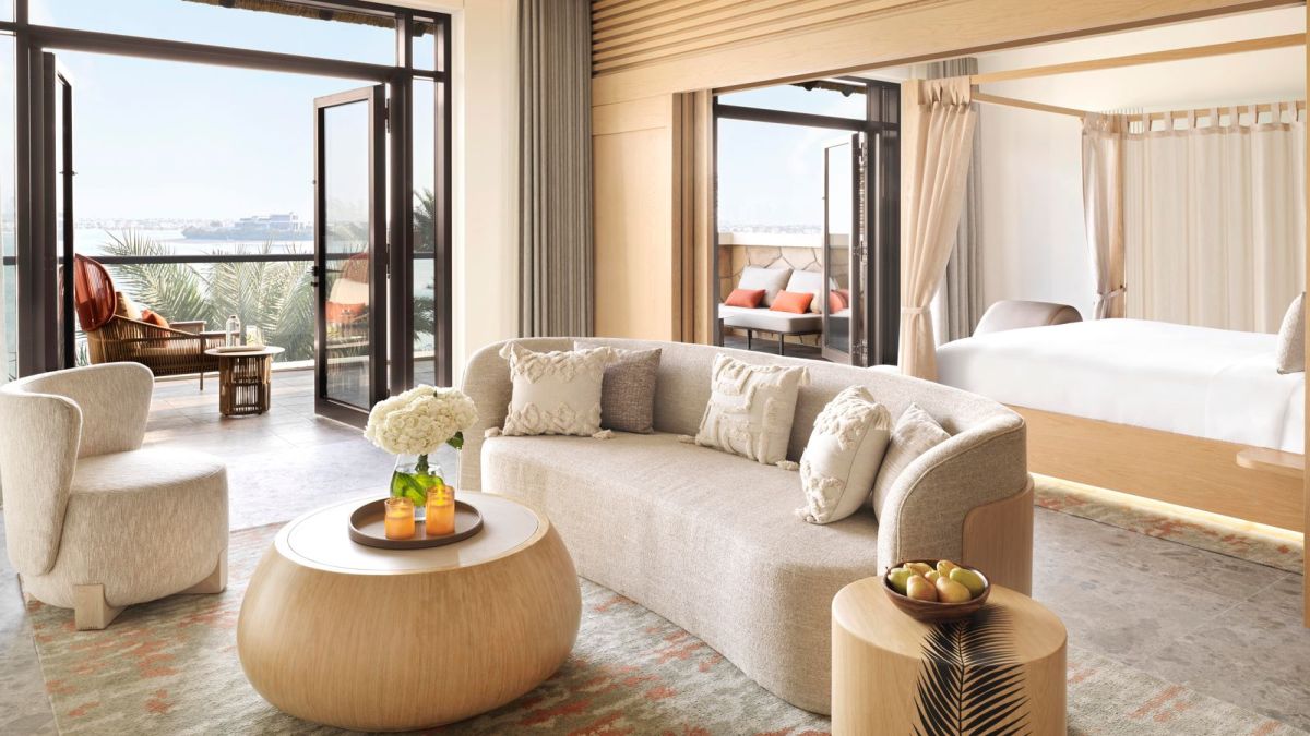 Signature Palm Suite