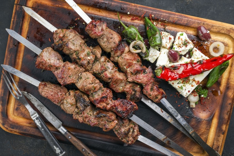 10 görög étel, amit Rodoszon ki kell próbálni! | Souvlaki - OTP Travel Utazási Iroda